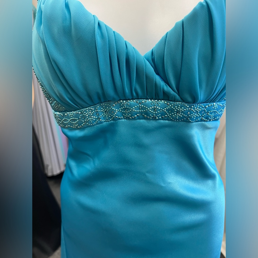 Turquoise Dress - Picture 3 of 4
